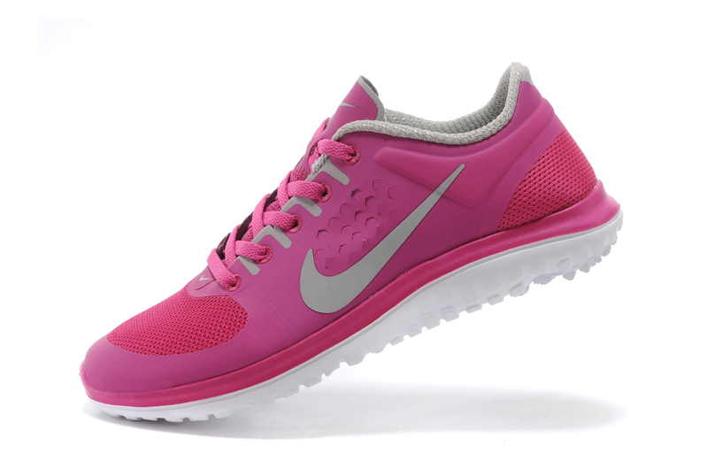 Femmes Nike FS Lite Run chaussures de course gratuit gris rose (1)